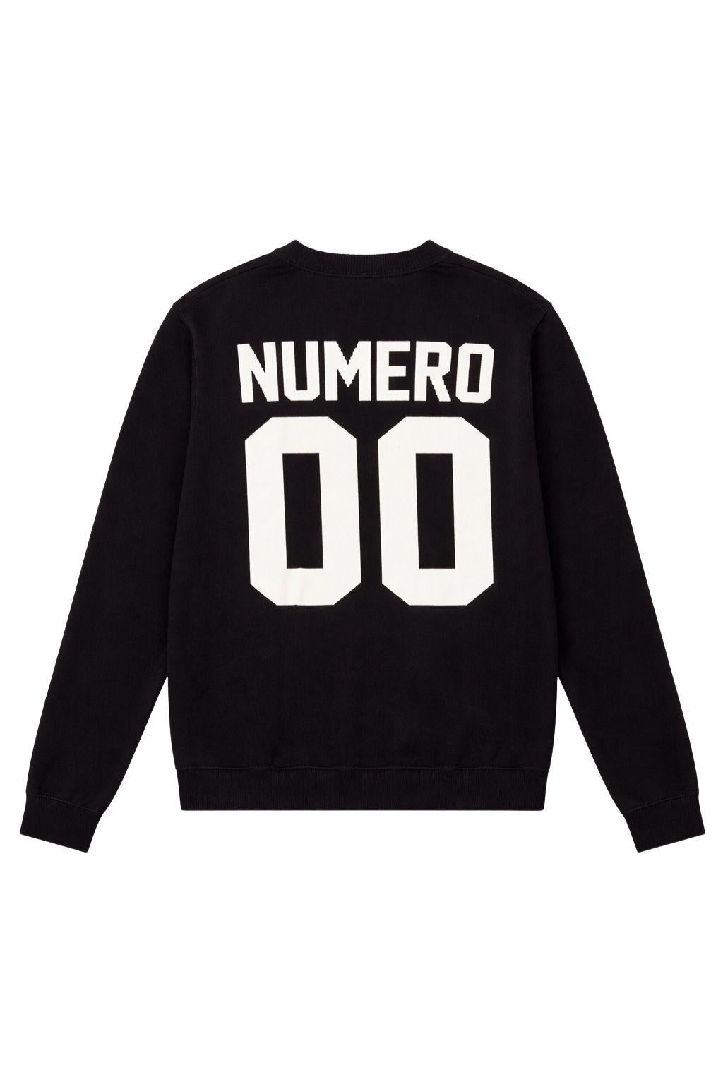 black track knitwear